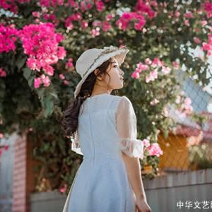 【古诗词】定风波·春色满园