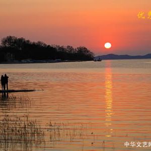 缘圆阁主 | 千秋岁•人何在