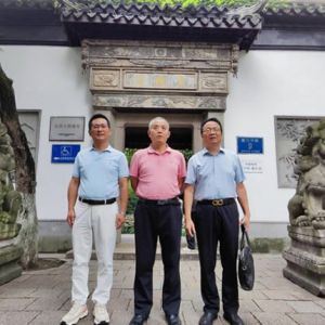 中国诗歌春晚总导演屈金星采风常州助威苏超